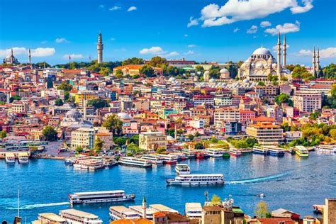 Istanbul .